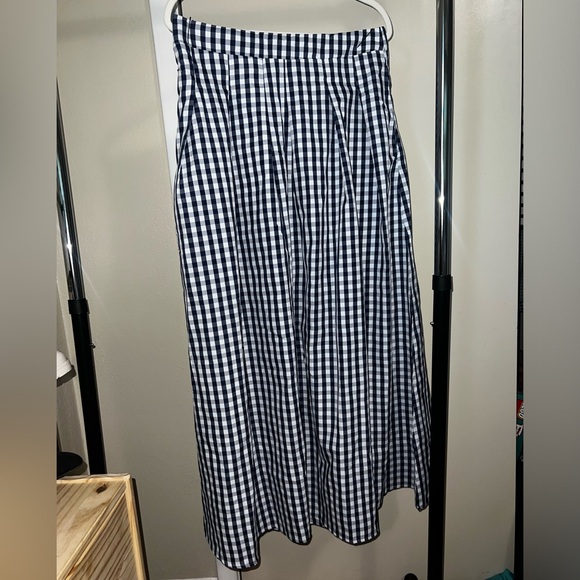 Gingham midi skirt with pockets - Picture 2 of 3